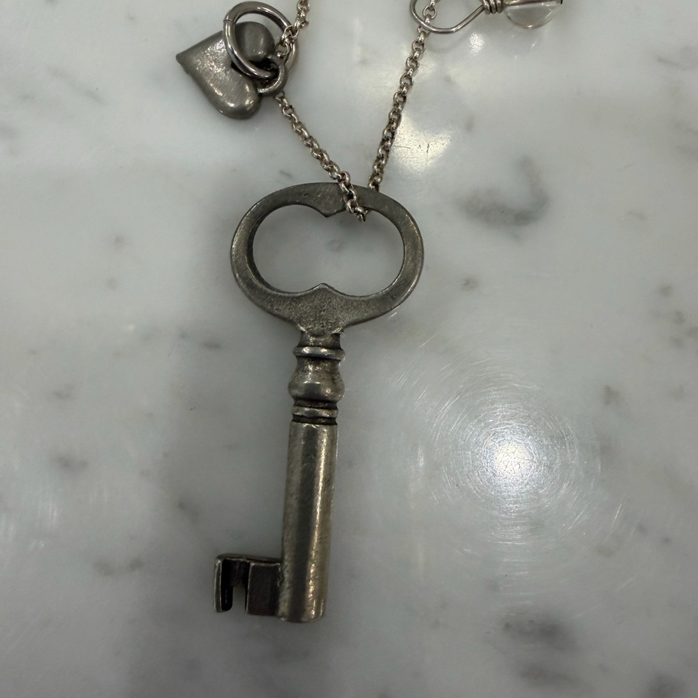 Origami owl dangle charm necklace - Picture 8 of 9